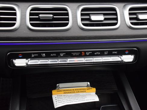 New 2025 Mercedes-Benz GLS 580 4MATIC image 29