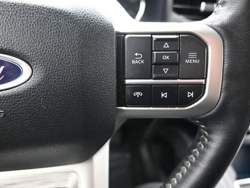 Used 2024 Ford Expedition XLT image 26