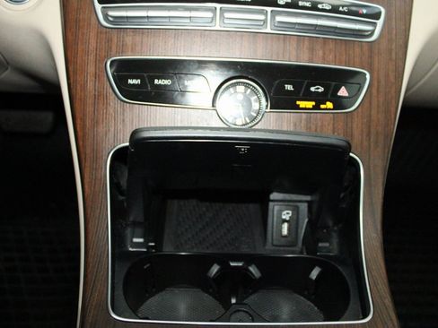 Used 2020 Mercedes-Benz C 300 C 300 image 34