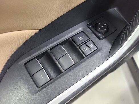 Certified 2022 Toyota RAV4 XLE Premium AWD/4WD image 23