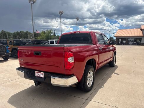 Used 2018 Toyota Tundra SR5 w/ SR5 Upgrade Package AWD/4WD image 5