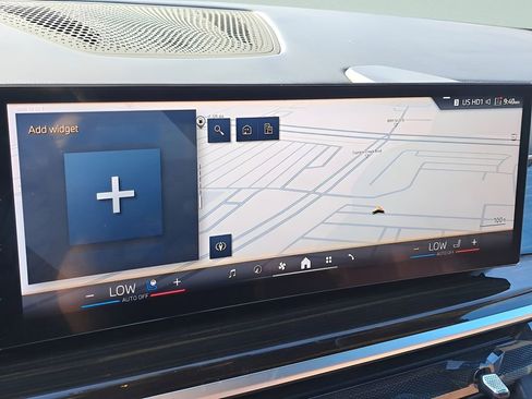 Used 2025 BMW X5 xDrive50e image 23