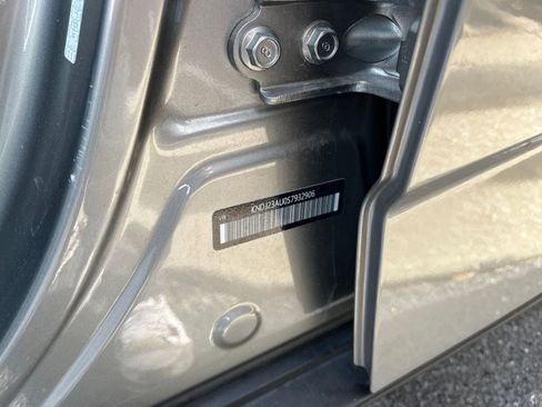 Used 2025 Kia Soul LX w/ LX Technology Package image 27