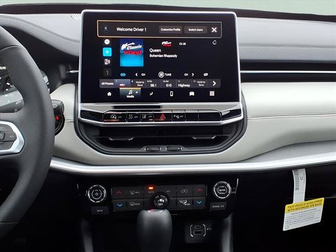 New 2026 Jeep Compass Limited AWD/4WD image 14