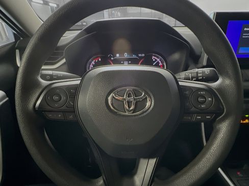 Used 2023 Toyota RAV4 XLE w/ Convenience Package image 18