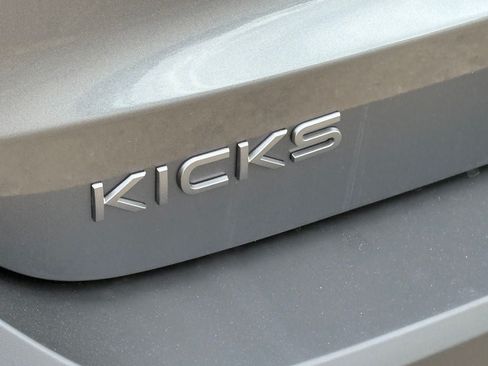 New 2026 Nissan Kicks SV AWD/4WD image 10