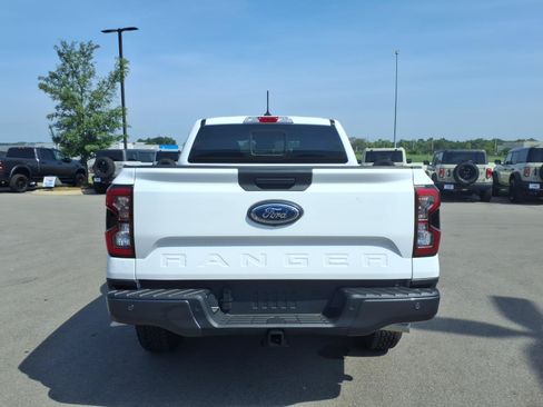 New 2026 Ford Ranger XLT w/ Equipment Group 301A High AWD/4WD image 4