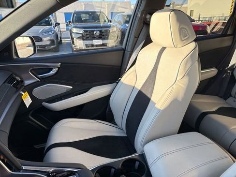 Used 2025 Acura RDX A-Spec image 13