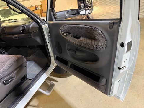 Used 1998 Dodge Ram 2500 Truck 4x4 Quad Cab image 43