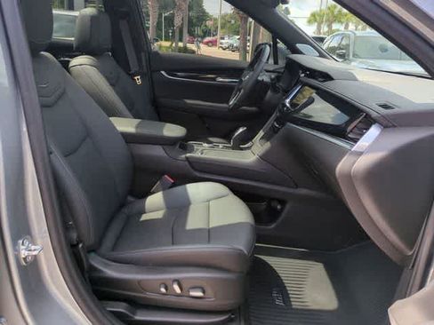 Used 2025 Cadillac XT6 Premium Luxury w/ LPO, Floor Liner Package FWD image 24