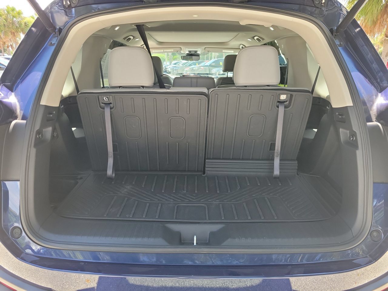 Used 2025 Honda Pilot Elite image 9