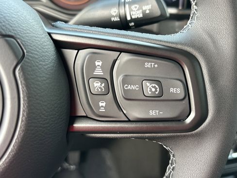 New 2026 Jeep Gladiator Sport image 8