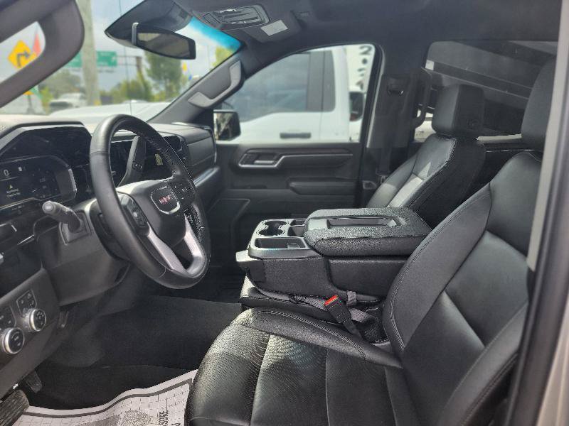 Used 2025 GMC Sierra 1500 SLT AWD/4WD image 18