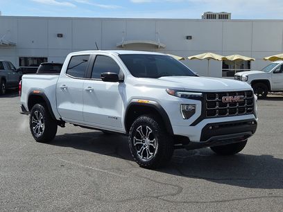Used 2025 GMC Canyon AT4