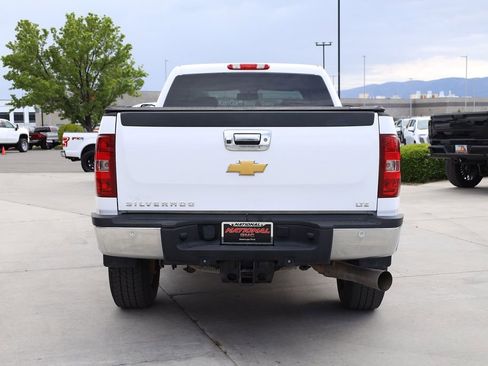 Used 2014 Chevrolet Silverado 3500 LTZ w/ LTZ Plus Package AWD/4WD image 5
