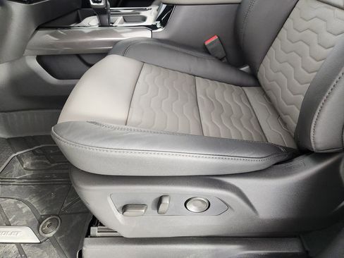 New 2026 Chevrolet Silverado 1500 ZR2 w/ LPO, Dark Essentials Package image 20