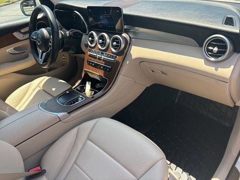 Used 2022 Mercedes-Benz GLC 300 4MATIC image 30