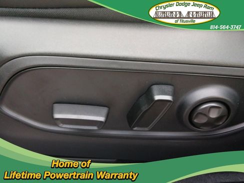 New 2025 Jeep Grand Cherokee L Laredo image 13