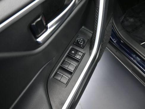 Used 2025 Toyota RAV4 XLE Premium FWD image 14