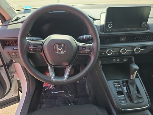 Used 2025 Honda CR-V EX image 16