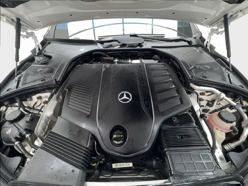 Used 2022 Mercedes-Benz S 500 4MATIC w/ AMG Line Package image 20