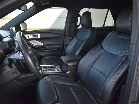 Used 2023 Ford Explorer ST w/ Equipment Group 401A image 16