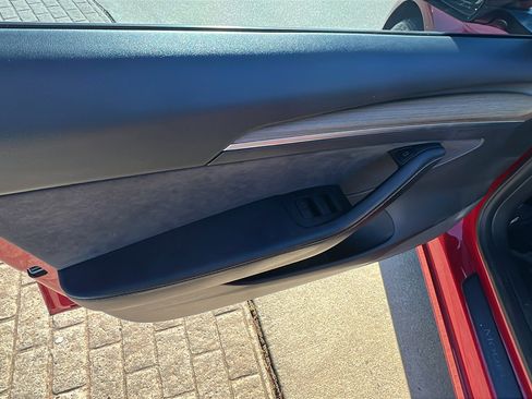 Used 2023 Tesla Model 3 Performance image 14