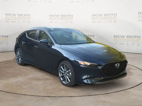 Used 2021 MAZDA MAZDA3 s FWD image 7