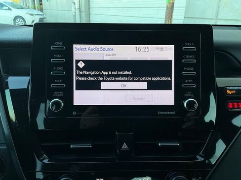 New 2026 Toyota Camry SE image 28