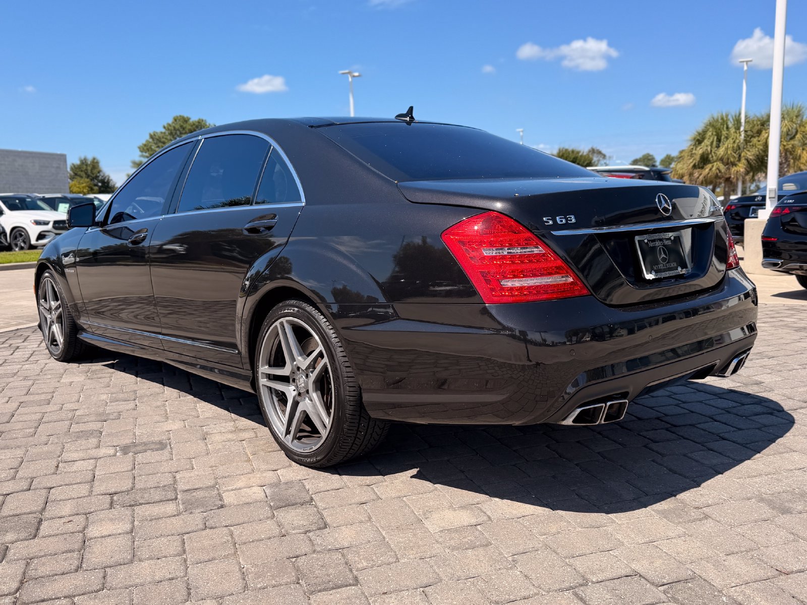 Used 2013 Mercedes-Benz S 63 AMG image 11