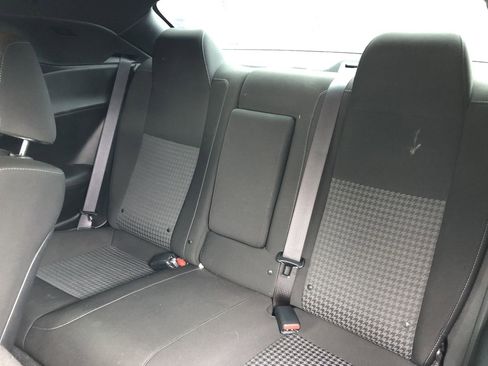 Used 2022 Dodge Challenger R/T w/ Blacktop Package image 18