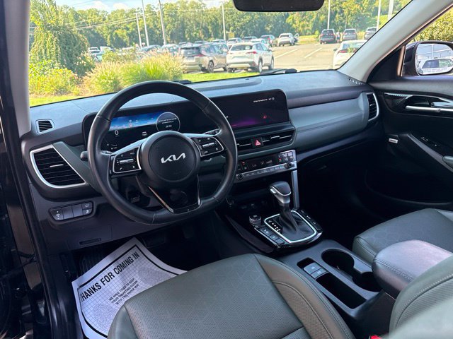 Used 2024 Kia Seltos SX w/ SX Sunroof Package AWD/4WD image 31