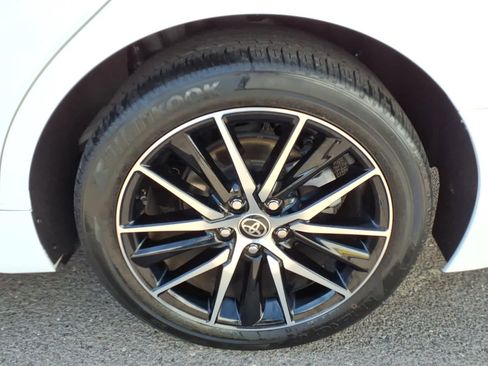 Used 2023 Toyota Camry SE image 8