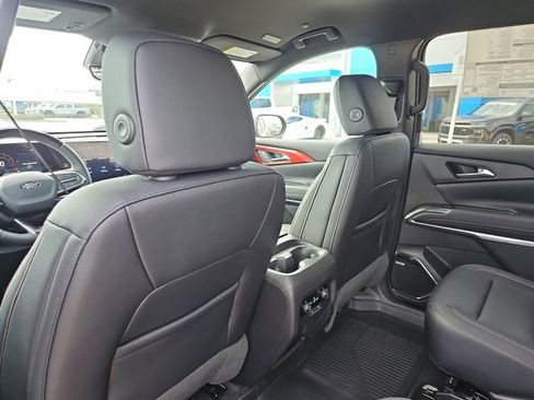New 2026 Chevrolet Traverse Z71 w/ Enhanced Driving Package AWD/4WD image 12