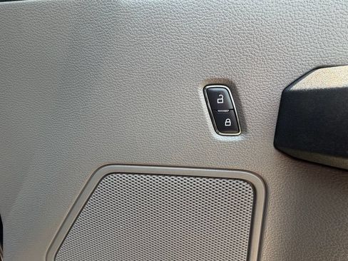 Used 2018 Ford F150 XL w/ Equipment Group 101A Mid AWD/4WD image 39