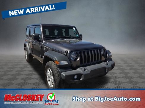 Used 2018 Jeep Wrangler Unlimited Sport S AWD/4WD image 1