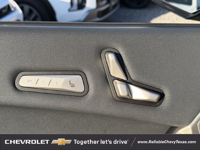 Used 2022 BMW iX xDrive50 w/ Premium Package AWD/4WD image 28