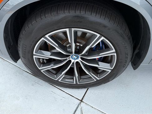 Certified 2024 BMW X5 xDrive50e w/ Executive Package AWD/4WD image 38