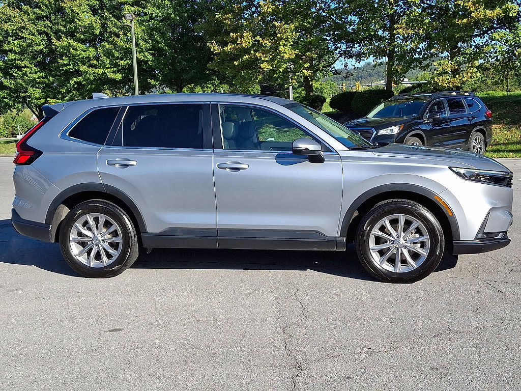 Used 2023 Honda CR-V EX-L image 8