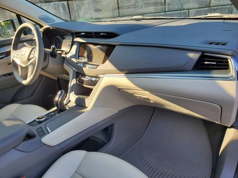 Certified 2024 Cadillac XT5 Premium Luxury AWD/4WD image 34