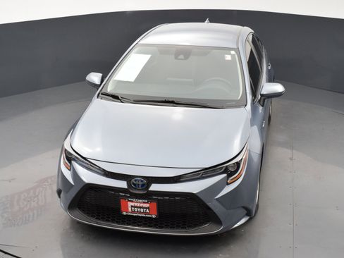 Used 2021 Toyota Corolla LE image 22