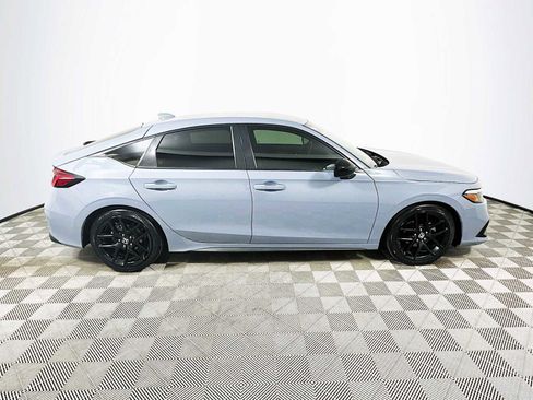 Used 2022 Honda Civic Sport image 8