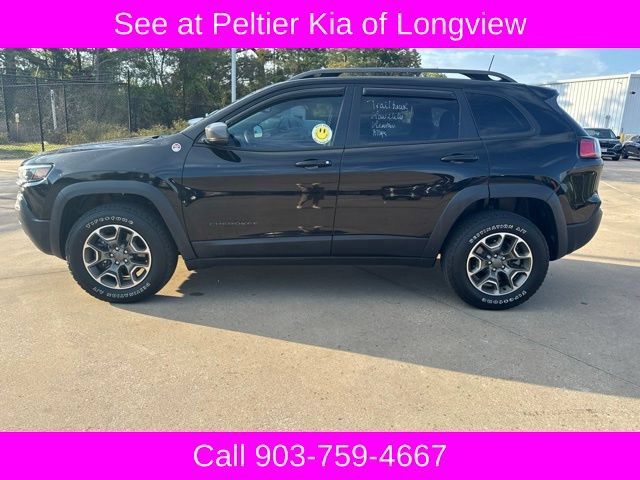 Used 2020 Jeep Cherokee Trailhawk w/ Cold Weather Group AWD/4WD image 2