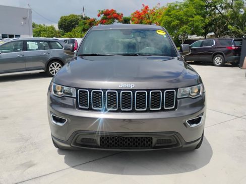Used 2021 Jeep Grand Cherokee Laredo RWD image 98
