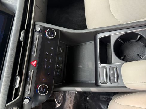 Used 2025 Hyundai Sonata SEL image 36