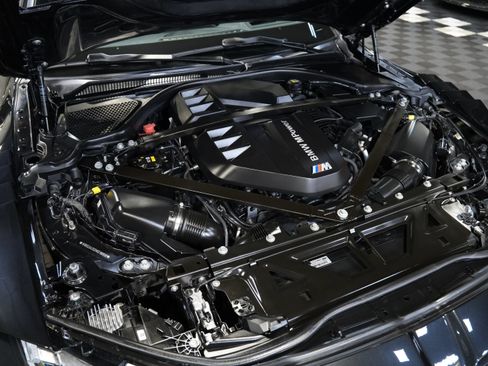 Used 2021 BMW M4 Coupe w/ Executive Package RWD image 44