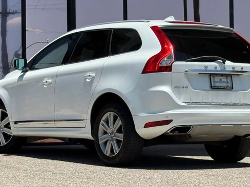 Used 2017 Volvo XC60 T5 Inscription w/ Preferred Option Package AWD/4WD image 7