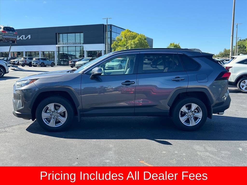 Used 2025 Toyota RAV4 XLE w/ Convenience Package FWD image 6
