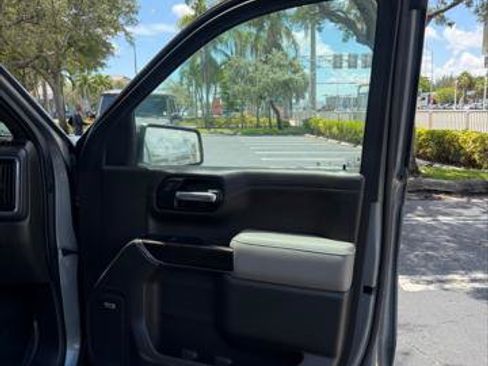 Used 2020 GMC Sierra 1500 SLT w/ SLT Premium Plus Package AWD/4WD image 22