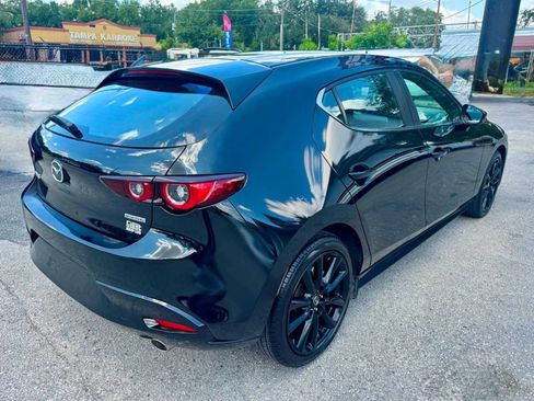 Used 2024 MAZDA MAZDA3 s FWD image 5